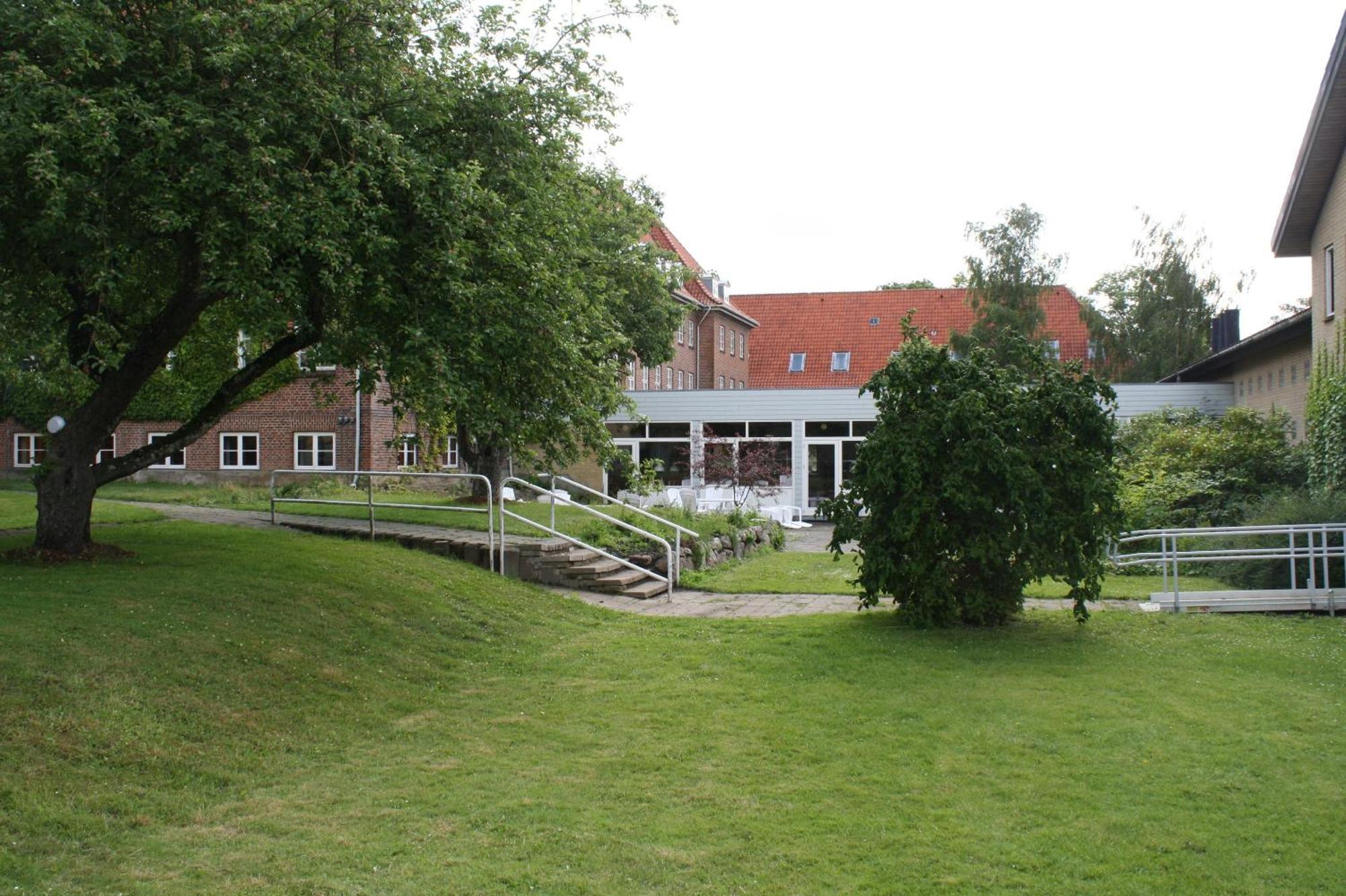 Emmaus Hostel Haslev Exteriör bild