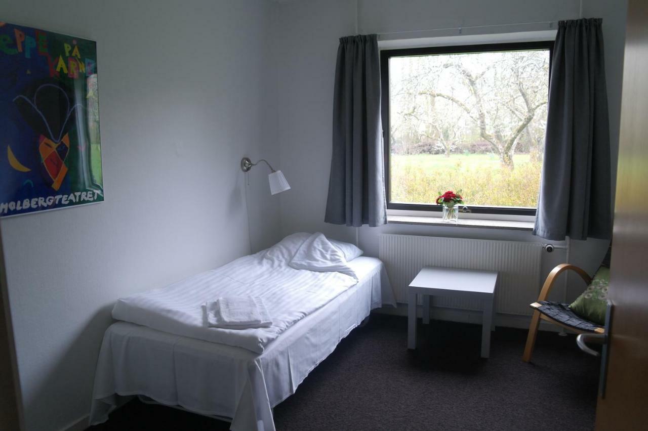Emmaus Hostel Haslev Exteriör bild